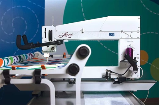 APQS DEMO Lenni Sewing Machine w FREE Online Class - Quilted Joy