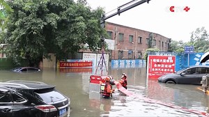 Southern China is ramping up flood control and relief operations as persistent heavy rainfall since June 9 has prompted local authorities to take urgent measures to minimize disaster damage. https://www.cctvplus.com/news/20240622/8382571.shtml#!language=1 | CCTV