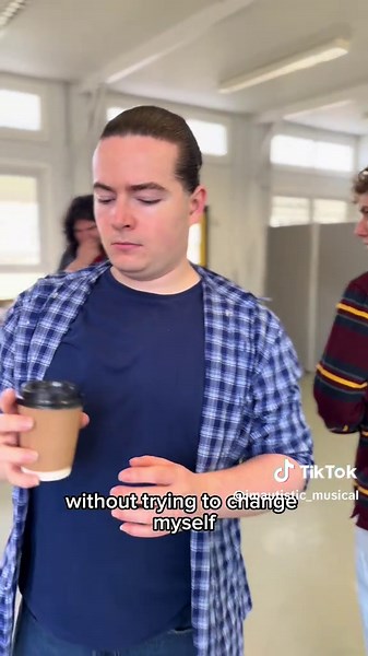 Gabriel's Stunning Performance of 'I Wanna Know'