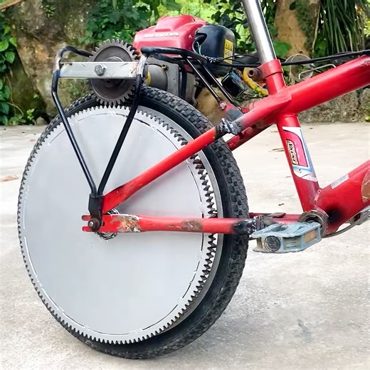 26K views · 339 reactions | The Young Farmer's Creative Idea Created A Unique Bicycle From A Handheld Lawn Mower Engine | WT TH Woodworking | Facebook