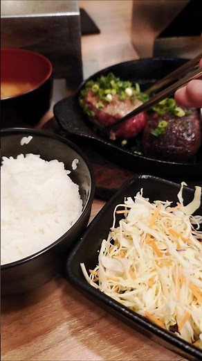 お店で自分で焼くハンバーグ 極味や