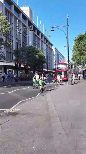London Walking Tour | Packed Oxford Street In Warm Weather! 🎒