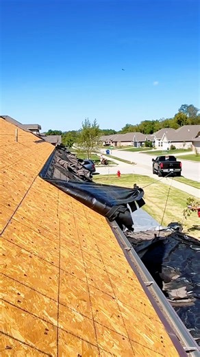 20K views · 57 reactions | relajante desmontaje de techo de Teja Asfáltica - Techo de Drywall | Academia Drywall Hogar | Facebook