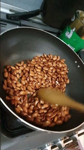 roasting almonds