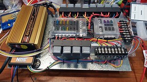 Mounting digital compnents