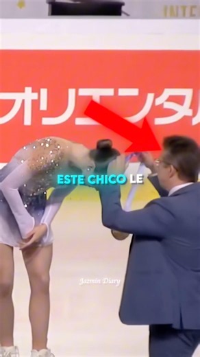 Le Puso La Medalla Equivocada!😳