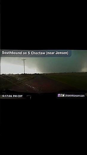 Dan Robinson escape from the 2013 El Reno Tornado 🌪️ #meteorology #stormchasing #ef3 #tornado
