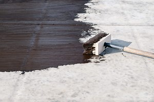 7 Best Sealants for Roof Leaks (2025)