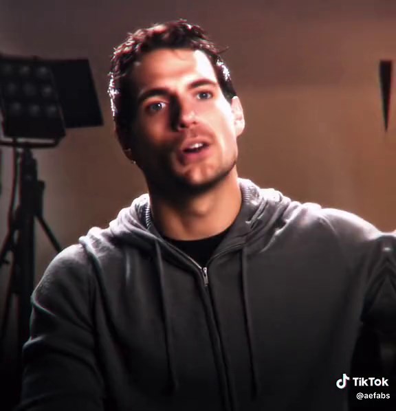 Henry Cavill Haircut Transformation Explained