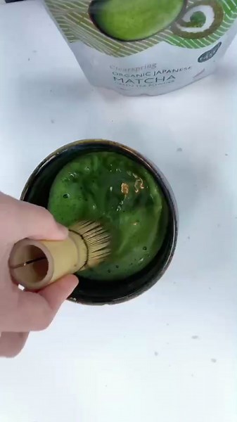 Matcha latte with Oat milk #london #matcha #matchalatte #Clearspring #fyp