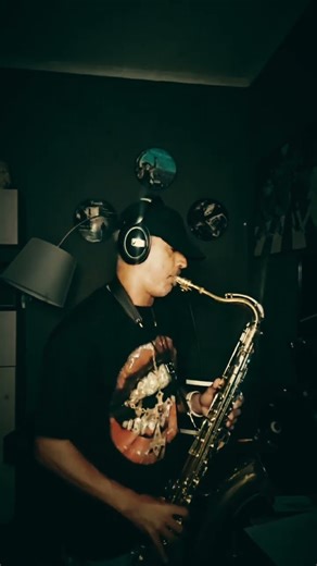 Smooth operator - sax solo #saxcover #saxsolo #sade