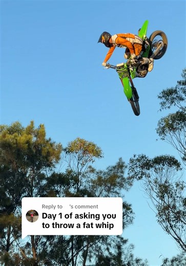 Kawasaki FMX: Mastering Motocross Tricks