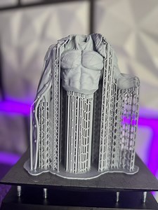 Edward Newgate 🧬🌀 🍶Resin : Grey 🎬⏰ Print Time : 20h🖨️Printer: Saturn 4 Ultra💻Slicer: Chitubox🔱 Supports | Print Warriorr