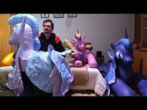 New inflatable pony / hippogriff from Hongyi - Silverstream