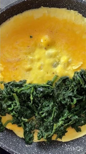 Spinach and ricotta omelette