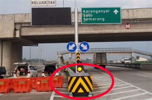 Akhirnya Tahu, Ternyata Sepenting Ini Fungsi Crash Cushion Jalan Tol - Gridoto