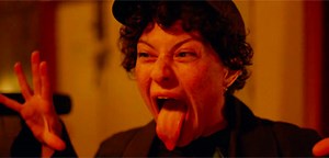 Alia Shawkat & Eiza Gonzales in Indie Comedy 'Love Spreads' Trailer | FirstShowing.net