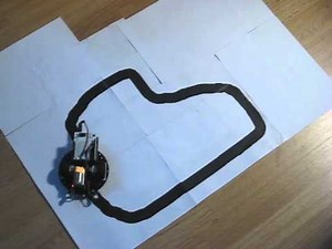 Робот, ездящий по линии под управлением Arduino