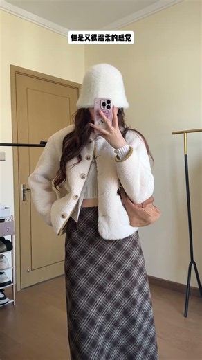咱就是说这期卖家秀和买家秀基本无差！#服装测评 #皮毛一体外套 #秋冬穿搭 #外套分享