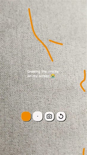 I haven't change my screen protector in 1 year