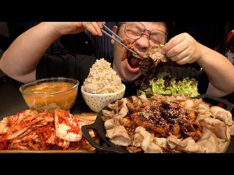 Todays amazing eating Stir-fried webfoot octopus and pork belly eatingshow realsound kfood Mukbang