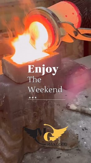 “Wij smelten goud, jij geniet van je weekend.” Bij Maxgoud Goudinkoop maken we van oud goud weer iets moois. Bekijk hoe goud tot leven komt in onze smelterij! Geniet van een gouden weekend! #Maxgoud #Goudinkoop #Goudsmelten #FijnWeekend | Max Goud