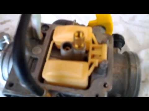 Honda TRX 300 Quad carb teardown