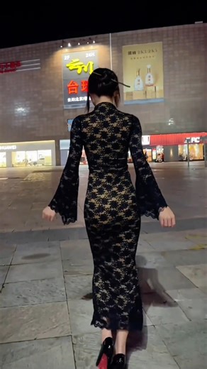 👗 Discover The Beauty Of Timeless Elegance 🌹 Each Look Reflects Sophistication, Simplicity, And Confidence 💫 Let Your Outfit Whisper Luxury While You Shine Bright With Poise And Style ✨ #FashionTrends #ElegantStyle #TimelessBeauty #ClassyLook #ChicFashion | Fashion Trends