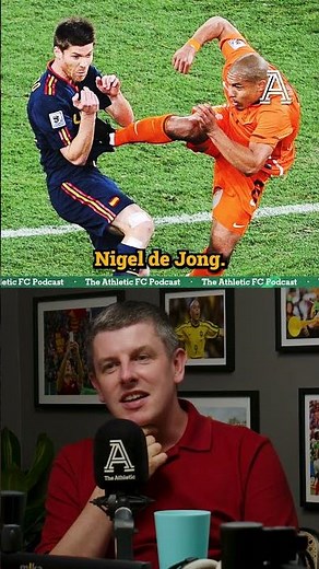 Who did Howard Webb send off in 2010 World Cup final?