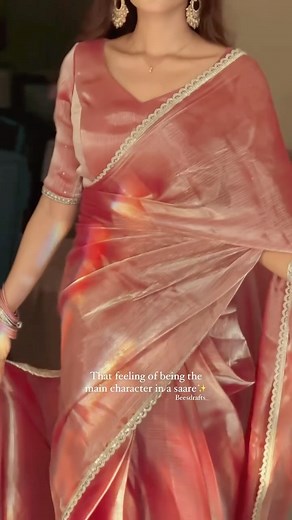 Bee on Instagram: "Nothing is more feminine than a saree on women✨ . . . . . . . #saare #sari #indiansaree #organzasaree #bindi #indiandressing #eyes #saree #explore #trendingreels #tamilaudio #indianlooks"