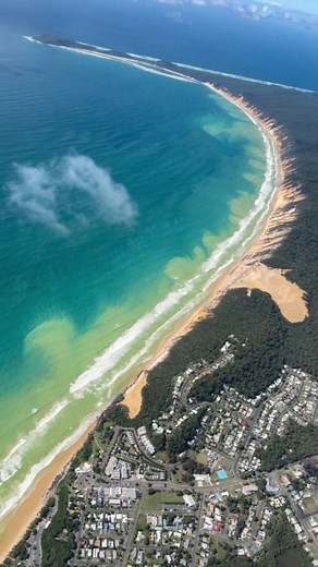 8.5K views · 119 reactions | Two massive days of Skydiving at Rainbow Beach for the Australian Skydiving Championships Accuracy Landing & Sport Accuracy. If you missed the action check out the video below  廒 Australian Parachute Federation Sunshine Coast Helicopter Tours Rainbow Beach Helicopters | Gympie Regional Council | Facebook