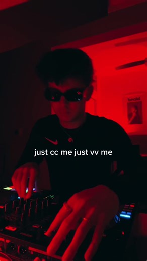 SZA - All I Tryna See Is Your Credit Card (Lyrics)