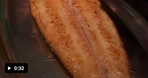 Deboning fish with a spoon - Video