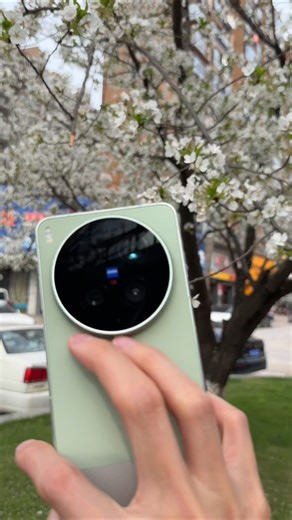 Vivo X300 Ultra Photography: The very moment you press the shutter—it deserves to be captured. #vivo