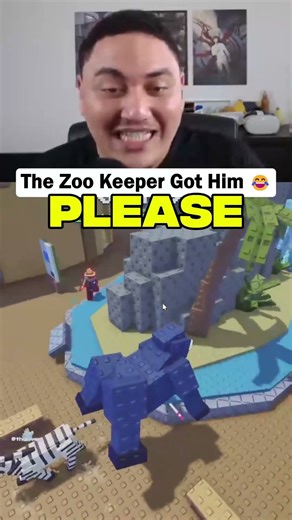 The Zoo Keeper Got Him 😂 Zoo Or Oof Roblox