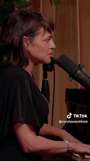 Valentine's Day Playlist Feature: Somethin' Stupid