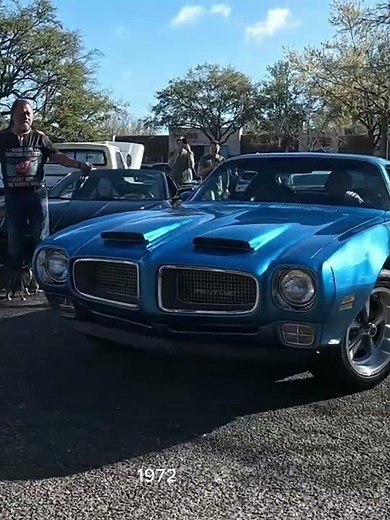 Your Choice? 1967 Pontiac Firebird vs 1972 Pontiac Firebird