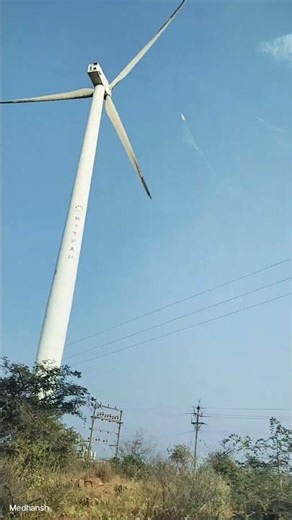 Just imagine if the windmill falls from the sky.... #youtubeshorts #trendingshorts