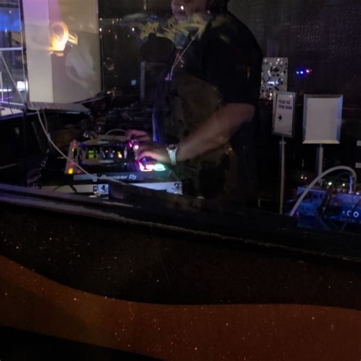 Crystal Harris on Reels