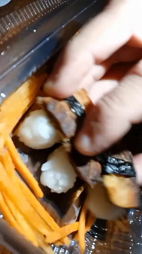 Os vídeos de Paula Barbieri (@paulabarfs0) com Investe Em Mim - Jonas Esticado