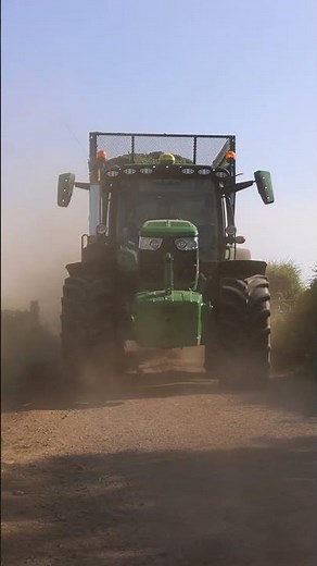 What a spot to lift Silage GTR getting it done👌