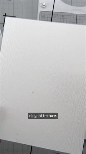 ✨ You’re not using press plates yet? Maybe this will change your mind! 😉 CLICK HERE: https://altenew.com/collections/september-2025/products/essential-textures-fine-woodgrain-press-plate Bring the warmth of nature into your projects with the Essential Textures: Fine Woodgrain Press Plates/Foil Plates. 🌳 🎨 This set gives you the timeless beauty of woodgrain with stunning depth—perfect for creating elegant, textured backgrounds without the extra bulk. ➡️ Elevate simple designs. ➡️ Add warmth di