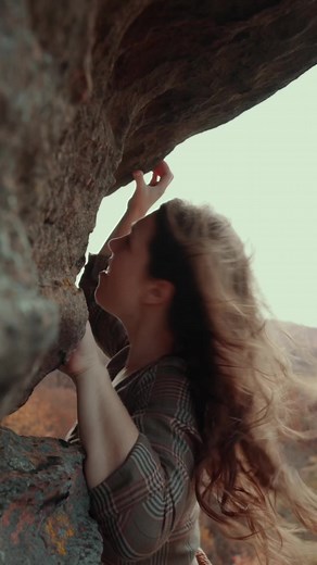 319K views · 5.9K reactions | My cousin produces music, and since he shared this song with me by JDuran Jason and I haven’t been able to get it out of our heads. Jason thinks it means something else, but I think any artist wants their work to be open to interpretation. #crunchymom #1000hoursoutside #freesolo #arrowrootwasabadidea Don’t try this at home. Or anywhere. | Really Very Crunchy | Facebook