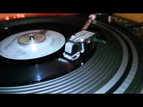 Philips 685 Electronic Control Turntable Demo