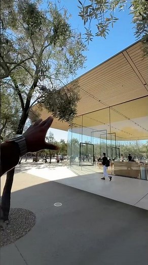 Inside Apple’s Headquarters in Cupertino! - Apple Park Tour