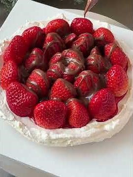 The Ultimate Layered Strawberry Chocolate Cream Cake 🍓🍫