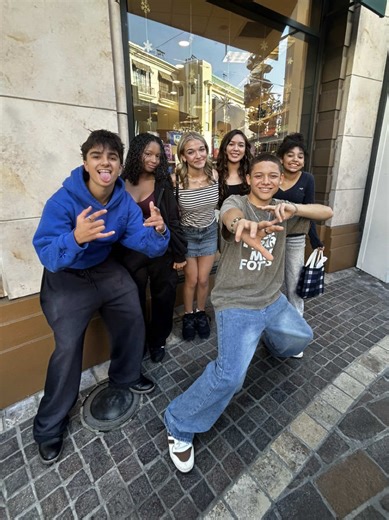 When it’s GONE it’s GONE it’s GONE it’s GONE 🥹 @Max Rivers @christine.mariee7 @everly @zalia_g @Ayla Rae Neal #whenitsgone #thegrove #grouphangout #foryou #fy