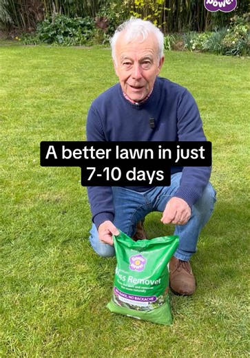 Now the weather’s warming up, it’s time to sort out your lawn. There are two key jobs. Feeding the grass and getting rid of moss. Moss Remover does both in one simple application. It feeds your lawn, helping it green up in as little as 7 days, and continues feeding for up to 120 days. At the same time, it works to reduce moss naturally, helping stop it from taking over the grass. Just sprinkle it on, stand back, and let nature do the work. An easy way to get your lawn looking its best this seaso