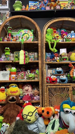 Organizing the Muppet Room: Clean and Fun Movie Vibes