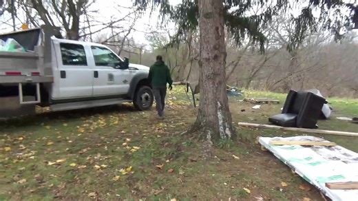 Maitland St, park, Evicted Trailer November 28, 2024 The City of London, Ontario, Canada evicted every homeless people that were camped in the park on the south end of Maitland St. at the river. I witnessed this abuse onto the homeless, seeing that the City had NO PLANS for these Canadians, aside from get off the city property! The City has complete disregard to the welfare of these Canadians. After sleeping in warm houses and warm beds, 19 City workers (London Cares, CIR, protected by the Londo